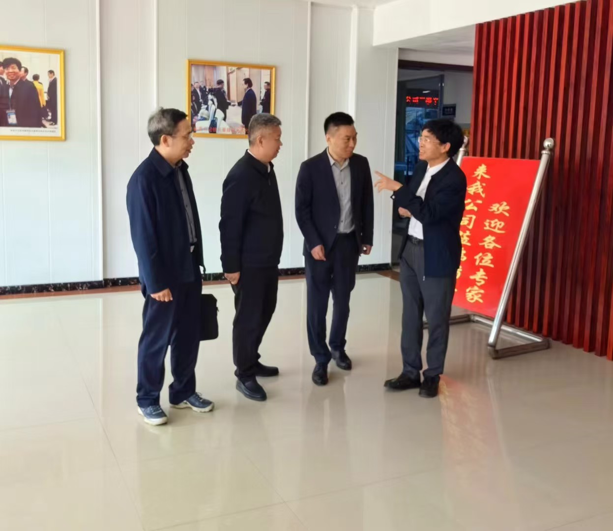 盐城市税务局局长卢李华走访园区重点企业吉尔多肽